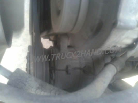 รถบรรทุก 6 ล้อ ISUZU ELF ตู้บรรทุก