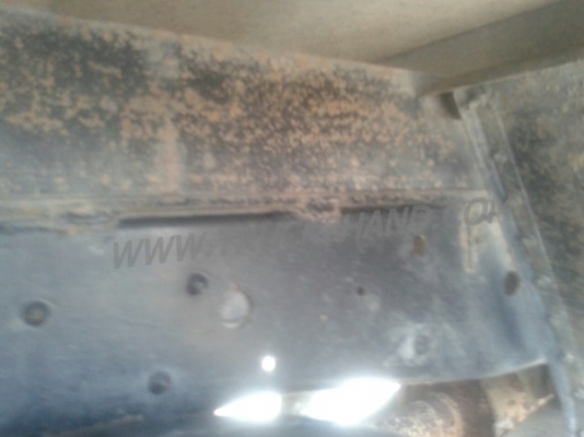 รถบรรทุก 6 ล้อ ISUZU ELF ตู้บรรทุก