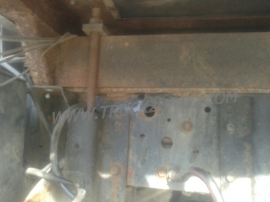 รถบรรทุก 6 ล้อ ISUZU ELF ตู้บรรทุก