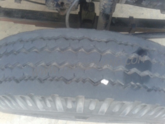 รถบรรทุก 6 ล้อ ISUZU ELF ตู้บรรทุก