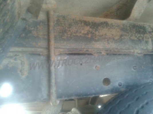 รถบรรทุก 6 ล้อ ISUZU ELF ตู้บรรทุก