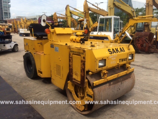 รถบด SAKAI รุ่น TW41 S/N 101XX นำเข้า สภาพดี บจก.สหสินอีควิปเม้นท์ โทร.081-5851880, 02-5168100-1 www.sahasinequipment.com รถบด SAKAI รุ่น TW41 S/N 101XX นำเข้า สภาพดี บจก.สหสินอีควิปเม้นท์ โทร.081-5851880, 02-5168100-1 www.sahasinequipment.com