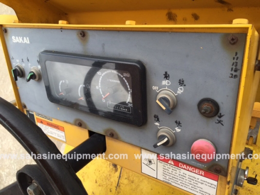 รถบด SAKAI รุ่น SV512D-E S/N VSV18D-21366 นำเข้า สภาพดี บจก.สหสินอีควิปเม้นท์ โทร.081-5851880, 02-5168100-1 www.sahasinequipment.com