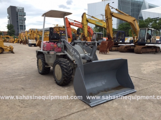 รถตัก MITSUBISHI รุ่น WS210 S/N 8W00726 นำเข้า สภาพดี บจก.สหสินอีควิปเม้นท์ โทร.081-5851880, 02-5168100-1 www.sahasinequipment.com