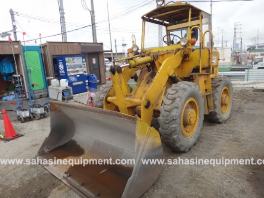 รถตัก KOMATSU รุ่น JH30B S/N 5478 นำเข้า ขายถูก บจก.สหสินอีควิปเม้นท์ โทร.081-5851880, 02-5168100-1 www.sahasinequipment.com