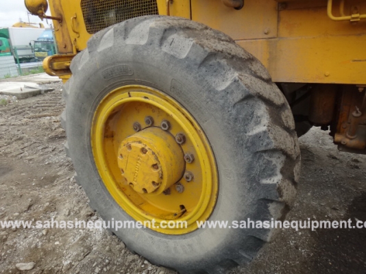 รถตัก KOMATSU รุ่น JH30B S/N 5478 นำเข้า ขายถูก บจก.สหสินอีควิปเม้นท์ โทร.081-5851880, 02-5168100-1 www.sahasinequipment.com