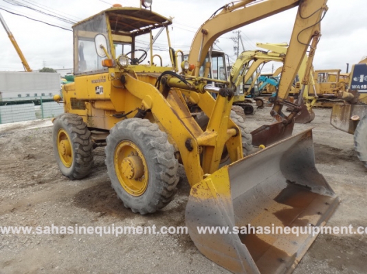 รถตัก KOMATSU รุ่น JH30B S/N 5478 นำเข้า ขายถูก บจก.สหสินอีควิปเม้นท์ โทร.081-5851880, 02-5168100-1 www.sahasinequipment.com