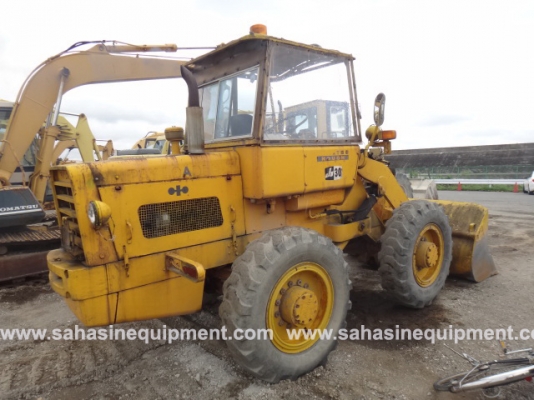 รถตัก KOMATSU รุ่น JH30B S/N 5478 นำเข้า ขายถูก บจก.สหสินอีควิปเม้นท์ โทร.081-5851880, 02-5168100-1 www.sahasinequipment.com