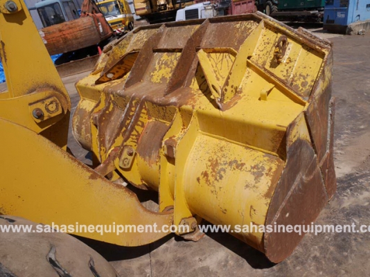 รถตัก KOMATSU รุ่น WA200-1 S/N 30820 นำเข้า สภาพดี บจก.สหสินอีควิปเม้นท์ โทร.081-5851880, 02-5168100-1 www.sahasinequipment.com รถตัก KOMATSU รุ่น WA200-1 S/N 30820 นำเข้า สภาพดี บจก.สหสินอีควิปเม้นท์ โทร.081-5851880, 02-5168100-1 www.sahasinequipment.com