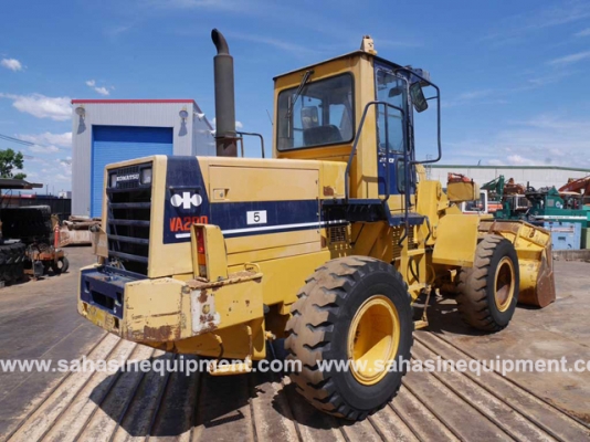 รถตัก KOMATSU รุ่น WA200-1 S/N 30820 นำเข้า สภาพดี บจก.สหสินอีควิปเม้นท์ โทร.081-5851880, 02-5168100-1 www.sahasinequipment.com รถตัก KOMATSU รุ่น WA200-1 S/N 30820 นำเข้า สภาพดี บจก.สหสินอีควิปเม้นท์ โทร.081-5851880, 02-5168100-1 www.sahasinequipment.com