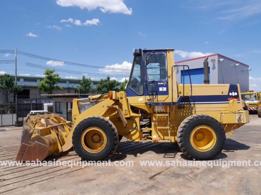 รถตัก KOMATSU รุ่น WA200-1 S/N 30820 นำเข้า สภาพดี บจก.สหสินอีควิปเม้นท์ โทร.081-5851880, 02-5168100-1 www.sahasinequipment.com