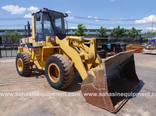 รถตัก KOMATSU รุ่น WA200-1 S/N 30820 นำเข้า สภาพดี บจก.สหสินอีควิปเม้นท์ โทร.081-5851880, 02-5168100-1 www.sahasinequipment.com รถตัก KOMATSU รุ่น WA200-1 S/N 30820 นำเข้า สภาพดี บจก.สหสินอีควิปเม้นท์ โทร.081-5851880, 02-5168100-1 www.sahasinequipment.com