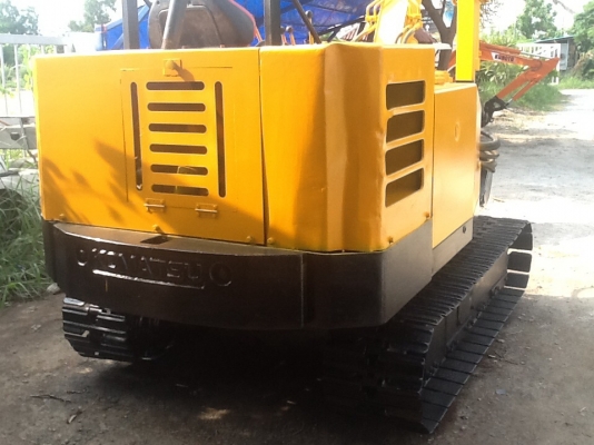 รถแบคโฮkomutsu pc40 สภาพดีพร้อมใช้ เพิ่งเข้าจากญี่ปุ่นทำสีเรียบร้อย รถแบคโฮkomutsu pc40 สภาพดีพร้อมใช้ เพิ่งเข้าจากญี่ปุ่นทำสีเรียบร้อย
