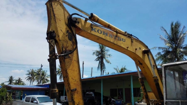 Komatsu PC100-5 สวยเต็มพร้อมใช้