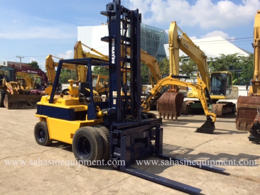 รถโฟล์คลิฟ KOMATSU รุ่น FD40-3 S/N M009A-855XX นำเข้า บจก.สหสินอีควิปเม้นท์ โทร.081-5851880, 02-5168100-1 www.sahasinequipment.com