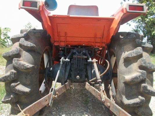 สีนวนจัดให้ สำหรับลูกค้าทุนน้อยหรือ อยากได้สินค้าดีๆ แต่ราคาถูก ?? Kubota L1 28แรง พวงมาลัยพาวเวอร์ เกียร์ดี สภาพรถพร้อมลงใช้งาน สนใจติดต่อ 0899638932(ช่างนวน) หรือแอดไลน์ ID: Toey-zoom