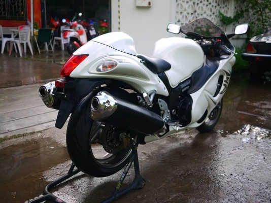 ขาย Suzuki Hayabusa ปี 2011 พร้อมทะเบียนแท้ รถสวยมากได้ไปไม่ผิดหวัง