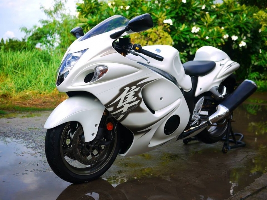 ขาย Suzuki Hayabusa ปี 2011 พร้อมทะเบียนแท้ รถสวยมากได้ไปไม่ผิดหวัง