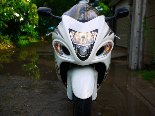 ขาย Suzuki Hayabusa ปี 2011 พร้อมทะเบียนแท้ รถสวยมากได้ไปไม่ผิดหวัง