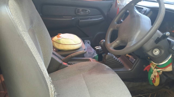 รถมิตรชูบิชิสตาด้า ปี40 เครื่อง2800 สภาพใช้งานได้