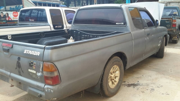 รถมิตรชูบิชิสตาด้า ปี40 เครื่อง2800 สภาพใช้งานได้