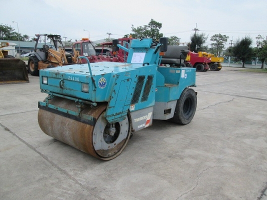 รถบด SAKAI TW500W สินค้ามือสองนำเข้าแท้จากญี่ปุ่น รถบด SAKAI TW500W สินค้ามือสองนำเข้าแท้จากญี่ปุ่น