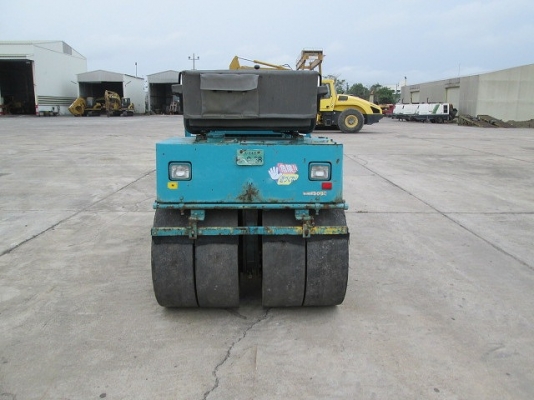 รถบด SAKAI TW500W สินค้ามือสองนำเข้าแท้จากญี่ปุ่น รถบด SAKAI TW500W สินค้ามือสองนำเข้าแท้จากญี่ปุ่น