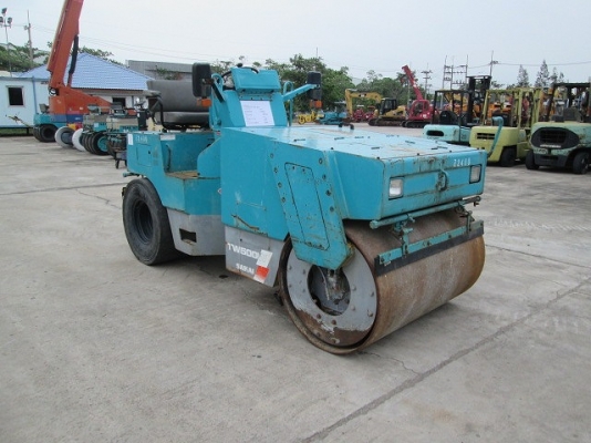 รถบด SAKAI TW500W สินค้ามือสองนำเข้าแท้จากญี่ปุ่น รถบด SAKAI TW500W สินค้ามือสองนำเข้าแท้จากญี่ปุ่น