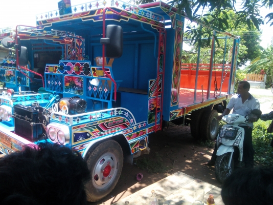 ขายรถอีแต๋นเครื่อง75แรงดั้มรถสวยราคา480000