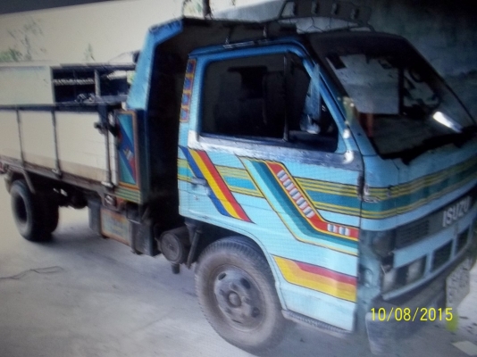 ขายหกล้อดั้มอิซูสุ  NKR  110  ฝาดำ ห้างแท้ปี 33เอกสารมีทะเบียน พร้อมชุดโอน