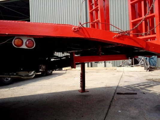 10 ล้อ บรรทุกรถเกี่ยว 10 ล้อ บรรทุกรถเกี่ยว