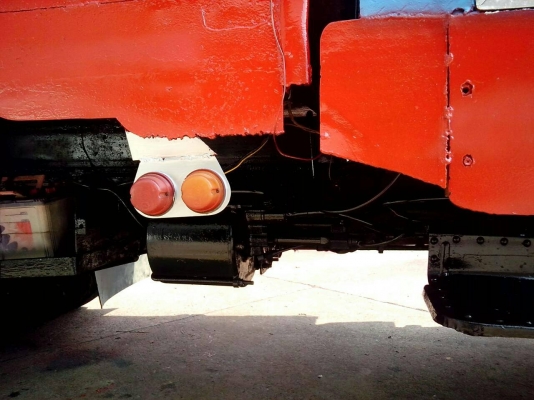 10 ล้อ บรรทุกรถเกี่ยว 10 ล้อ บรรทุกรถเกี่ยว