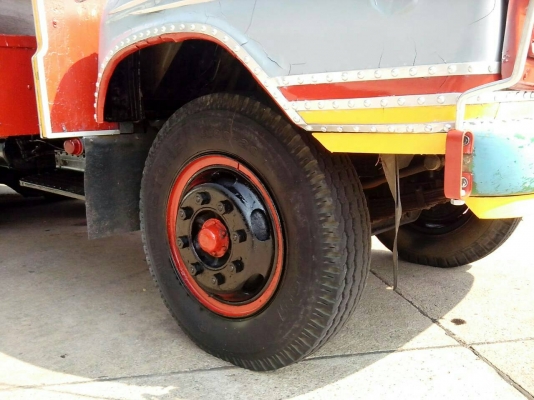 10 ล้อ บรรทุกรถเกี่ยว 10 ล้อ บรรทุกรถเกี่ยว