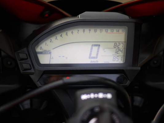 ขาย cbr1000 ปี 2015 โฉมใหม่ล่าสุด รถศูนย์พร้อมทะเบียนแท้ เป็นตัว Limited Repsol สภาพป้ายแดง ขาย cbr1000 ปี 2015 โฉมใหม่ล่าสุด รถศูนย์พร้อมทะเบียนแท้ เป็นตัว Limited Repsol สภาพป้ายแดง