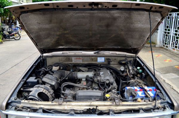 HERO 4ประตู ปี89 เดิม สวย HERO 4ประตู ปี89 เดิม สวย