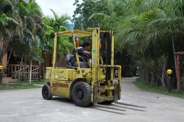 ขายFORKLIFT MITSUBISHI FD20(2ตัน)ดีเซล สวยเดิมจากญี่ปุ่น ยังไม่เคยใช้ในไทย 145,000เท่านั้น!!