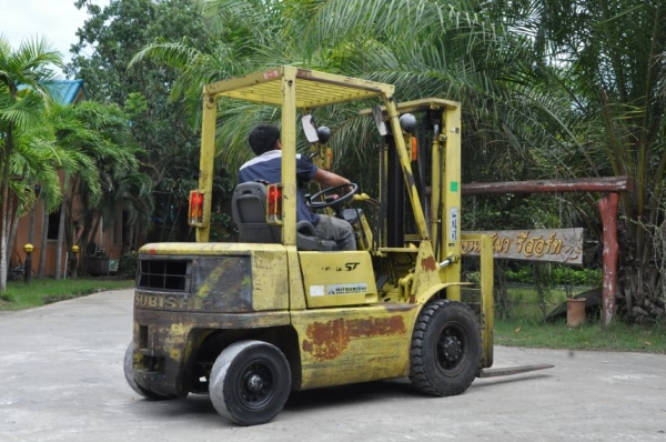 ขายFORKLIFT MITSUBISHI FD20(2ตัน)ดีเซล สวยเดิมจากญี่ปุ่น ยังไม่เคยใช้ในไทย 145,000เท่านั้น!!