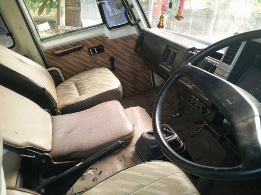 ร็อกกี้ ตามรูป ค่าคอม 3,000