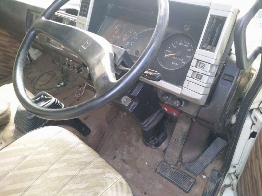 ร็อกกี้ ตามรูป ค่าคอม 3,000