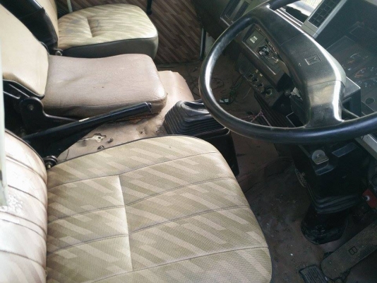 ร็อกกี้ ตามรูป ค่าคอม 3,000