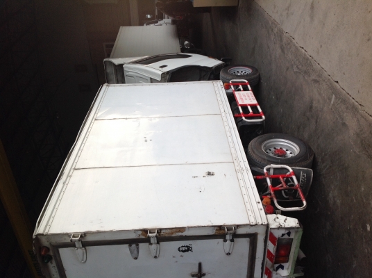 ขายรถบรรทุก4ล้อครับไม่เอาตู้ก้อใด้นะครับ ขายรถบรรทุก4ล้อครับไม่เอาตู้ก้อใด้นะครับ