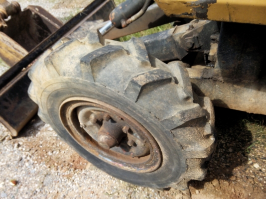 ขายรถแบคโฮล้อยาง SUMITOMO 80 S เพลาเดียว ราคา 120000