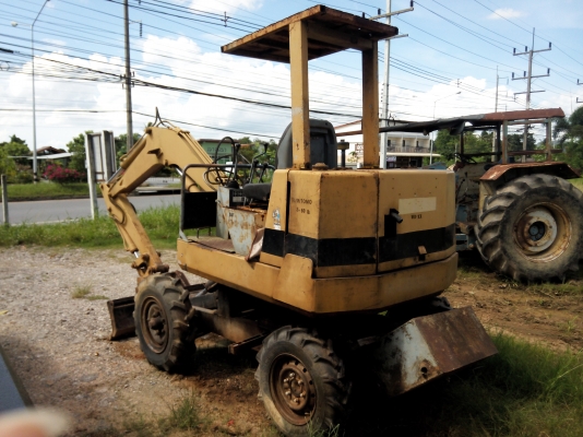 ขายรถแบคโฮล้อยาง SUMITOMO 80 S เพลาเดียว ราคา 120000