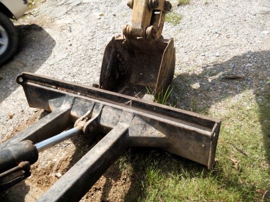 ขายรถแบคโฮล้อยาง SUMITOMO 80 S เพลาเดียว ราคา 120000