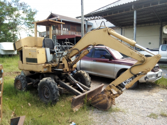 ขายรถแบคโฮล้อยาง SUMITOMO 80 S เพลาเดียว ราคา 120000
