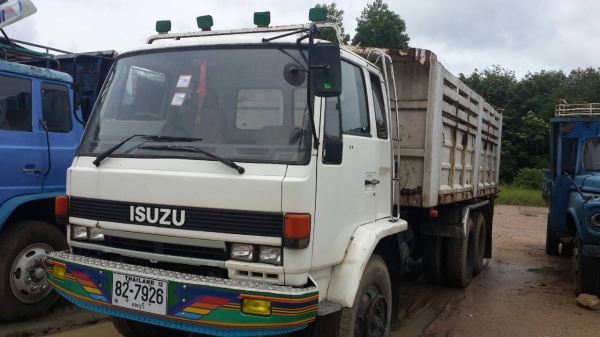 ขายรถ10ล้อกระบะบรรทุกดั๊ม ISUZU FVZ 175แรง