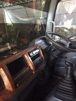 ขายรถ10ล้อท้ายลาต HINO FM1JNPD เครื่อง 220แรงม้า ปี49 สนใจโทร 081-970-1072