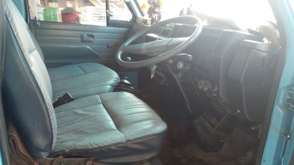 4ล้อป้ายใหญ่ อีซูซุ NKR 88 รถห้างปี37ช่วงยาว3.20ม สภาพดีเดิมสวยทั้งคัน ทะเบียนพร้อมโอน 4ล้อป้ายใหญ่ อีซูซุ NKR 88 รถห้างปี37ช่วงยาว3.20ม สภาพดีเดิมสวยทั้งคัน ทะเบียนพร้อมโอน