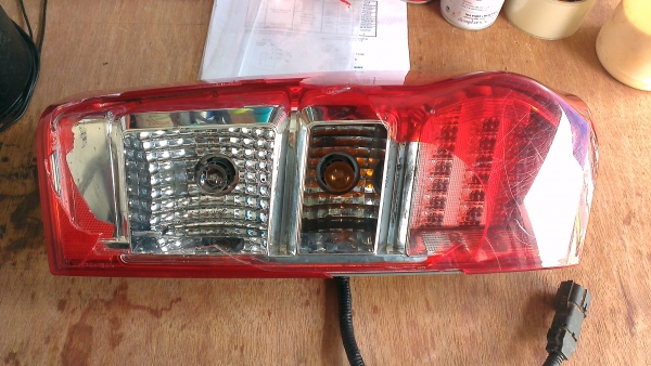 ขายไฟท้าย D-max all new