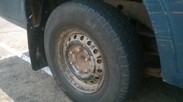 ขาย ISUZU DRAGON 2.5 ตอนเดียว คัสซีสวยตลอดเส้น เครื่องดี แอร์ พวงมาลัยพาวเวอร์ ทะเบียนพร้อมโอนครับ